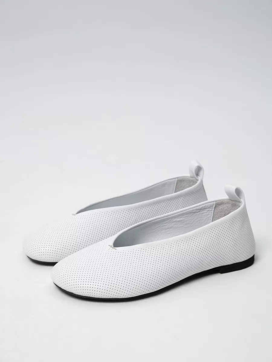 Балетки LOTTIER, белый перфорированный-CHARLOTTE CHAUSS 